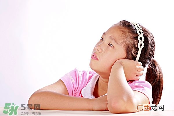 小孩记忆力差什么原因 小孩记忆力差怎么办