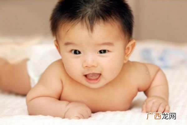 双胞胎的小名应该怎么取呢 宝宝取小名有什么注意的吗