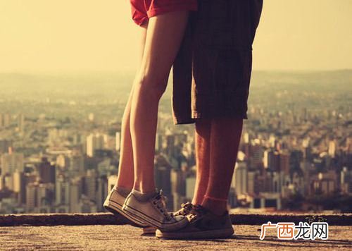 十二星座对爱情的态度与缺点