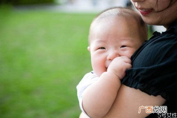 如何给宝宝取个好名字 新颖有涵养的名字推荐