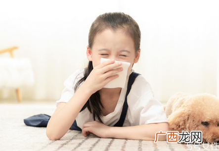 宝宝秋季受凉咳嗽怎么办 引起宝宝秋季咳嗽的原因