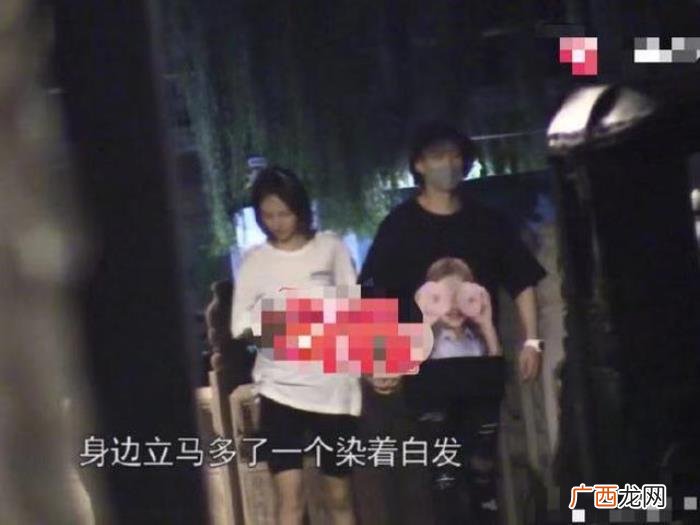 贾乃亮李小璐离婚已传两年 李小璐贾乃亮离了吗