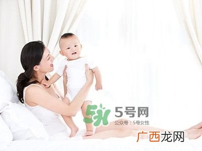 产后忧郁是这样来的！这些话绝对别对新手妈妈说！