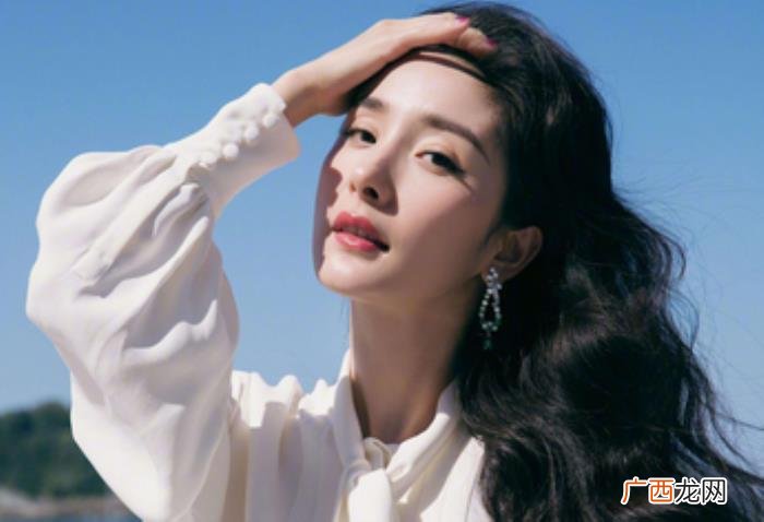 杨幂果然没整容 杨幂整容前后对比照