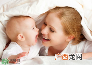 产后开奶疼吗？产后涨奶疼持续多久？