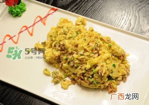 顺产前做什么运动生得快？顺产前吃什么有助分娩？