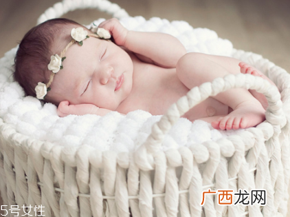 宝宝睡觉鼻子呼呼响是怎么回事 四种原因需注意