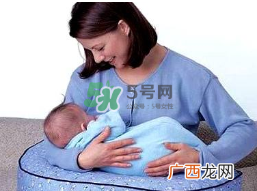 母乳喂养预防乳腺癌吗？不喂母乳会的乳腺癌吗？