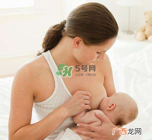 母乳喂养会乳糖不耐受吗？母乳喂养会过度喂养吗？