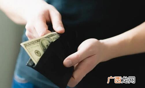 刚认识的相亲对象借钱是试探吗？该不该借？
