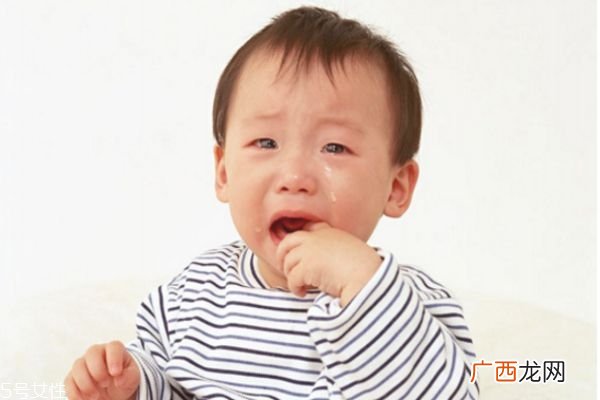 宝宝误吞异物会有什么症状 宝宝吞了异物怎么办