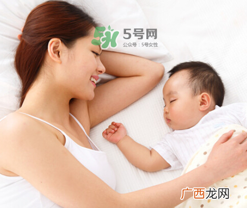 三伏天坐月子可以出门吗?坐月子多久可以出门?