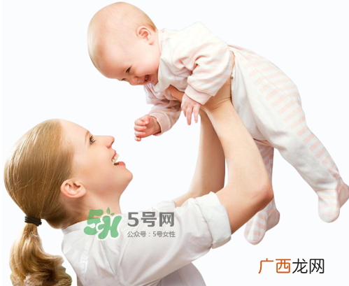 三伏天坐月子可以出门吗?坐月子多久可以出门?