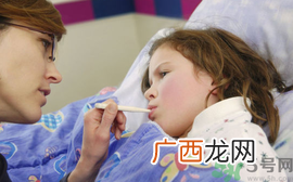 小儿肺热的症状？如何预防小儿肺热？