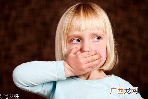 怎样应对宝宝口臭问题?体内外调节是关键