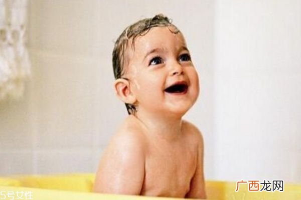 宝宝感冒了可以洗澡吗 是可以洗澡的