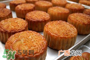 宝宝多大能吃月饼？一岁宝宝能吃月饼吗？