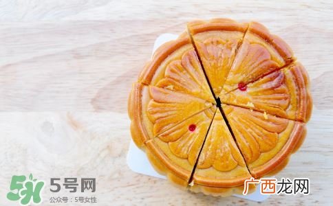 宝宝多大能吃月饼？一岁宝宝能吃月饼吗？