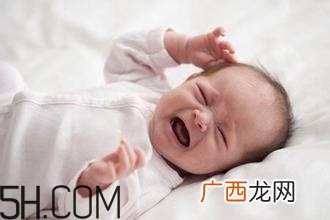 怎样能够训练婴幼儿的肌肉？宝宝为什么总是在闹腾？