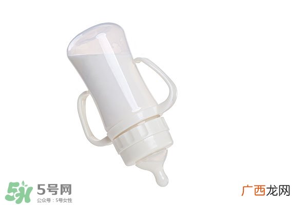 奶瓶什么材质好 哪个材质的奶瓶最好