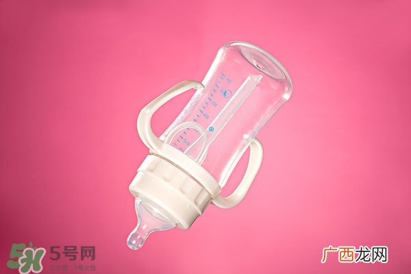 奶瓶什么材质好 哪个材质的奶瓶最好