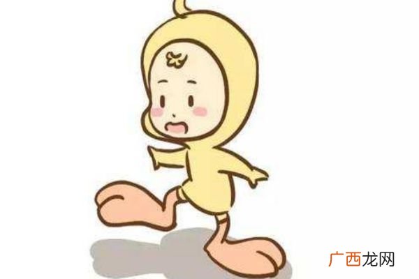 宝宝走路像鸭子 宝宝垫着脚尖走