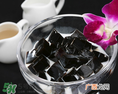 儿童能吃龟苓膏吗？龟苓膏小孩能吃吗？