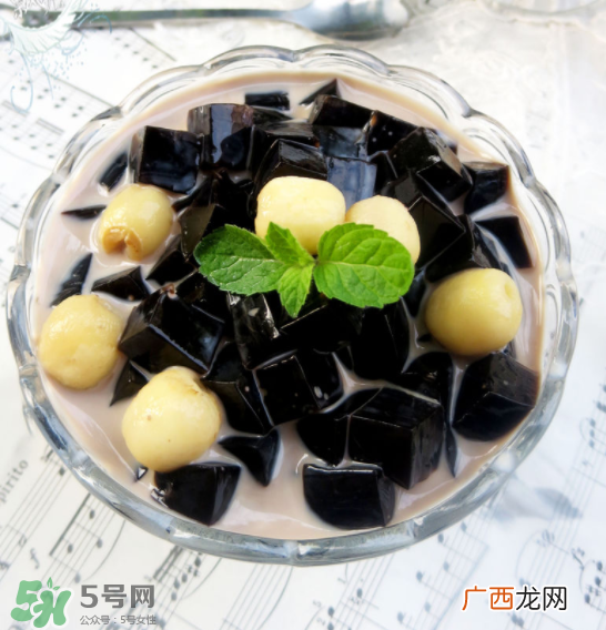 儿童能吃龟苓膏吗？龟苓膏小孩能吃吗？