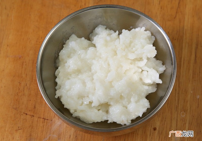 宝宝几个月可以添加辅食 4个月最好