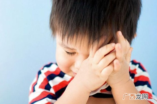 小孩爱揉眼睛怎么回事 警惕3种病