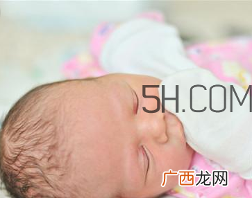 宝宝上早教有什么好处？宝宝缺铁的症状有哪些？