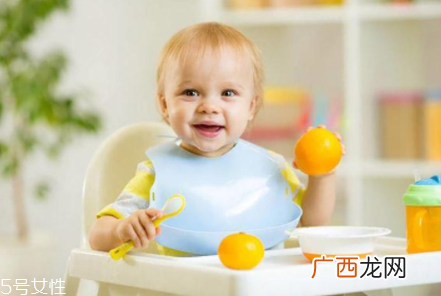 出牙期的宝宝该怎么护理 宝宝出牙如何预防龋齿