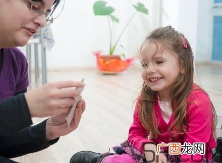宝宝上幼儿园需要准备什么？宝宝上幼儿园哭闹怎么应对？