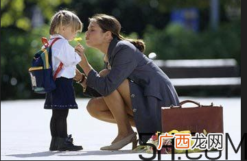 宝宝多大上幼儿园合适？宝宝上幼儿园早好吗？
