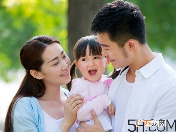宝宝多大上幼儿园合适？宝宝上幼儿园早好吗？