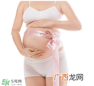 顺产几天后能洗澡？夏天顺产多少天后能洗澡？