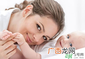 夏季坐月子可以穿丝袜吗？夏天坐月子要穿袜子吗？