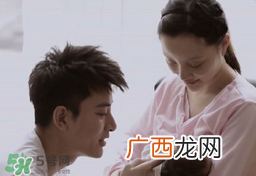 哺乳期奶水有血是什么原因？哺乳期奶水有血能喂奶吗？