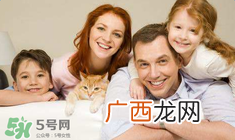 孩子长的像爹还是像妈？遗传学解释孩子的长相遗传