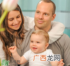 孩子长的像爹还是像妈？遗传学解释孩子的长相遗传