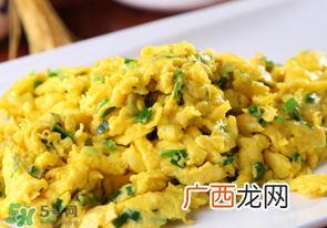 哺乳期可以吃香椿炒鸡蛋吗？哺乳期可以吃香椿炒鸡蛋吗？