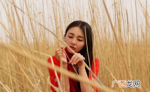 男生不尊重女生的表现，和女生谈论性话题