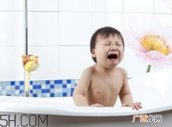 宝宝拉肚子可以洗澡吗？宝宝拉肚子怎么洗澡比较好？