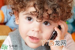 宝宝口吃怎么办 宝宝口吃怎么回事