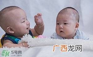 宝宝口吃怎么办 宝宝口吃怎么回事