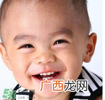 儿童换牙还没掉就长牙正常吗？儿童换牙先长牙是为什么？