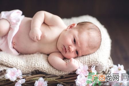 怎么判断宝宝有没有中暑？夏天宝宝怎么预防中暑？
