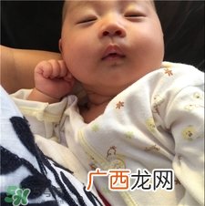 满月后奶水突然变少怎么办?满月后为什么奶水变少?