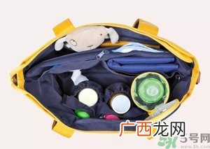 妈妈包哪个牌子好？妈妈包里面装什么必备
