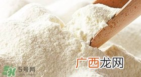 给宝宝怎么选奶粉 新生儿怎么选奶粉